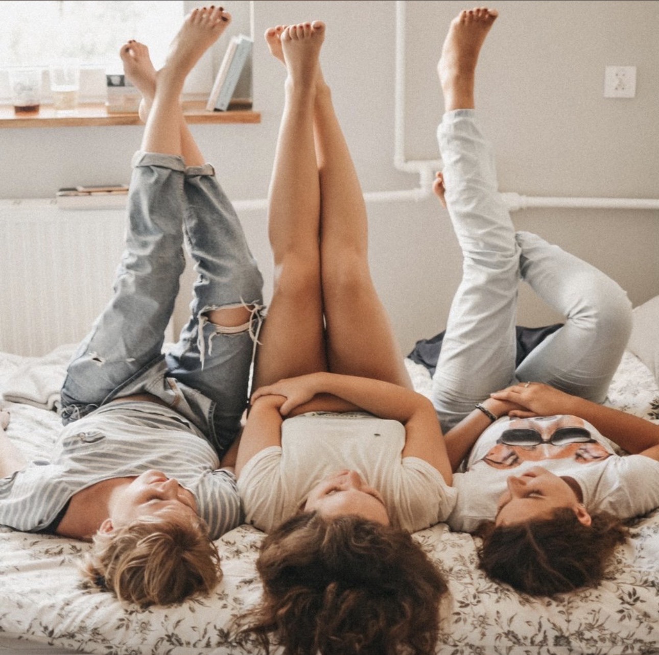 Three Gurls Having Fun